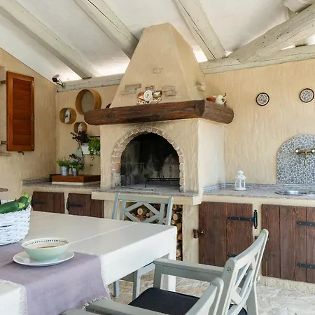 Villa Vally